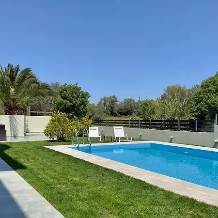 Rose Ground Floor - Private Swimming Pool Garden *