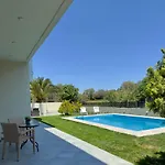 Rose Ground Floor - Private Swimming Pool Garden Villa *