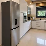 Rose Ground Floor - Private Swimming Pool Garden Villa *