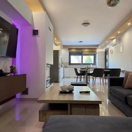 Rose Ground Floor - Private Swimming Pool Garden Villa