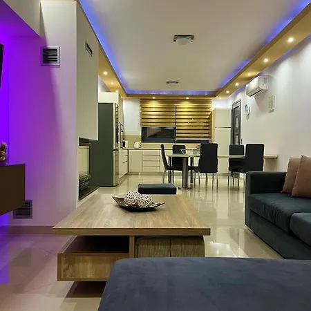 Rose Ground Floor - Private Swimming Pool Garden