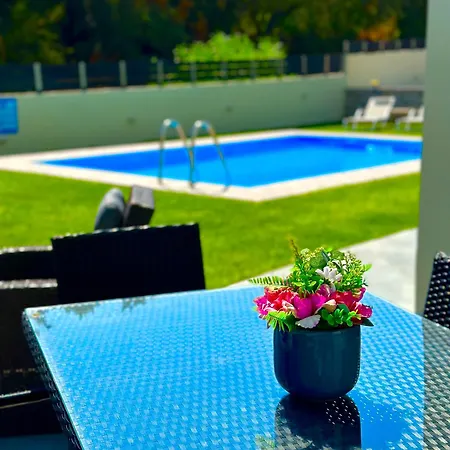 Rose Ground Floor - Private Swimming Pool Garden